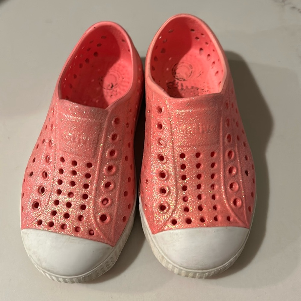 Pink sparkle natives toddler shoe 8